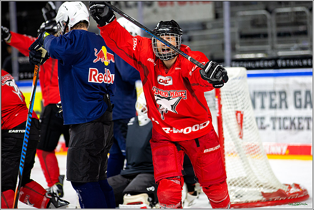 PENNY DEL; Koelner Haie- Red BUll Muenchen Sponsorenspiel; Koeln, 08.11.2022